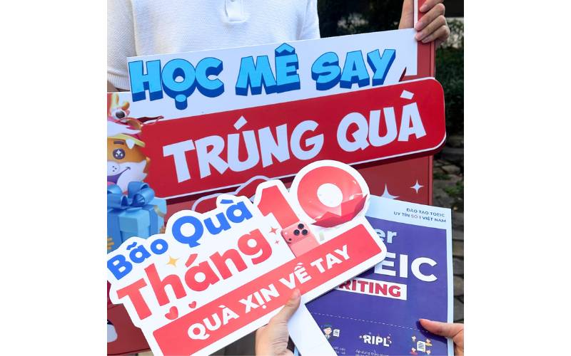 Bão quà tháng 10